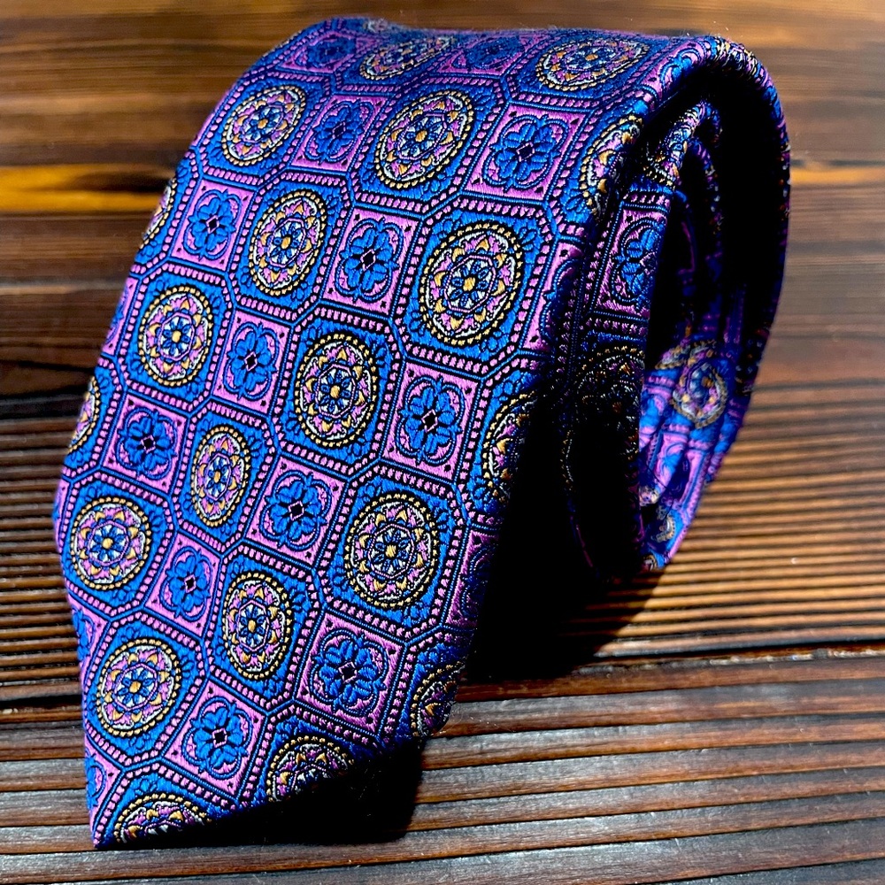 Jos. A Bank reserve neck tie